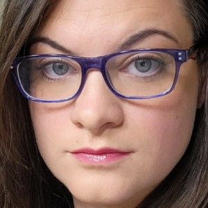 Meet your Posher, Carly
